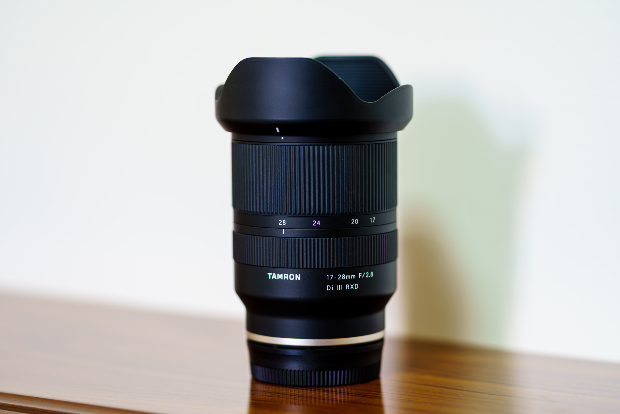 Tamron 17-28mm F2.8 A046