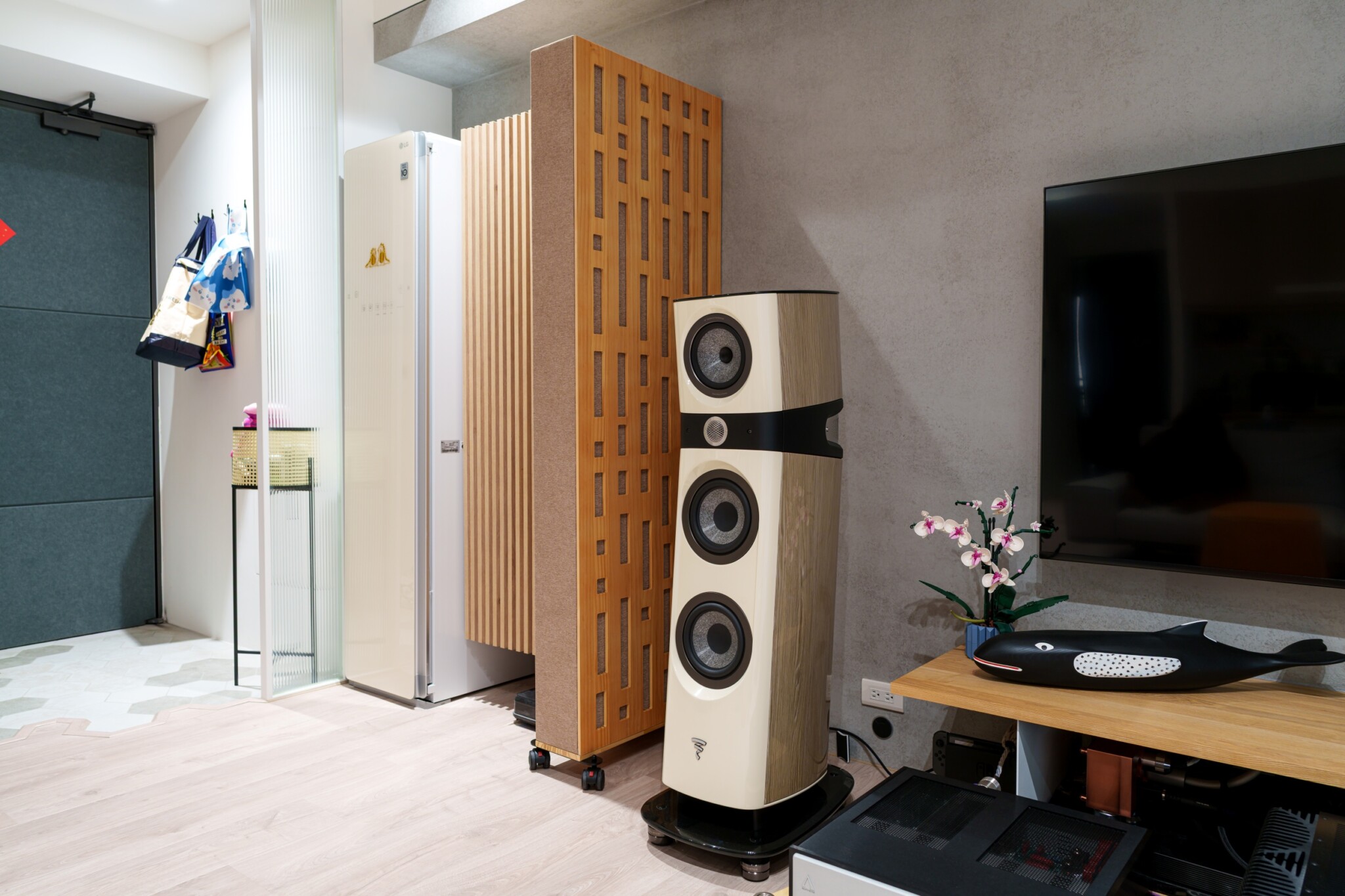 Mobile absorbers