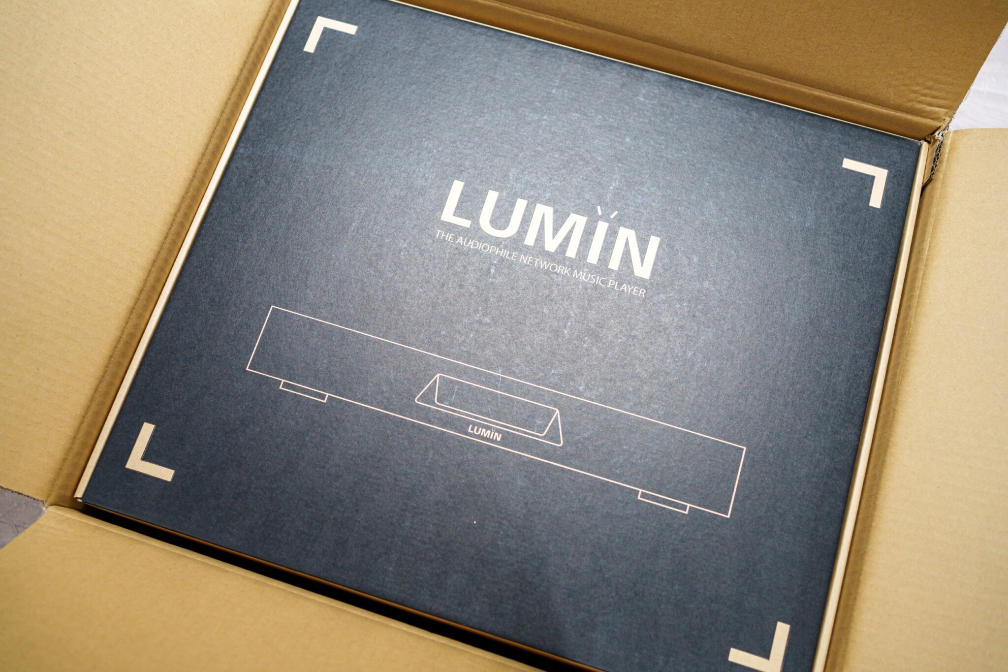 LUMIN U2X